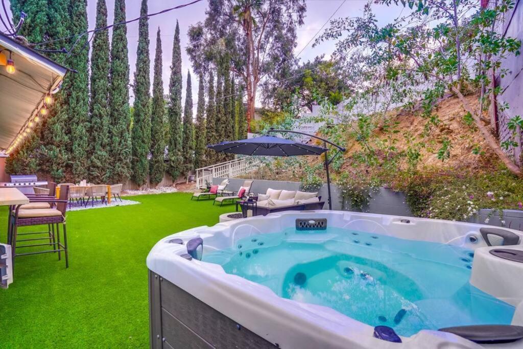 Hébergement de vacances Hollywood Hills Retreat: Private Gym & Steam